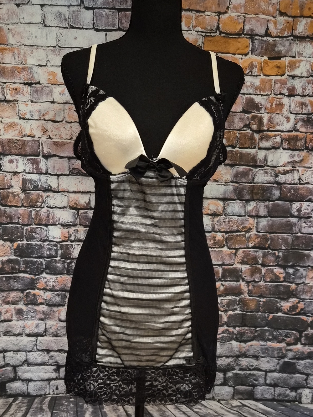 iCollection Black and White Lace Babydoll with Satin Bow